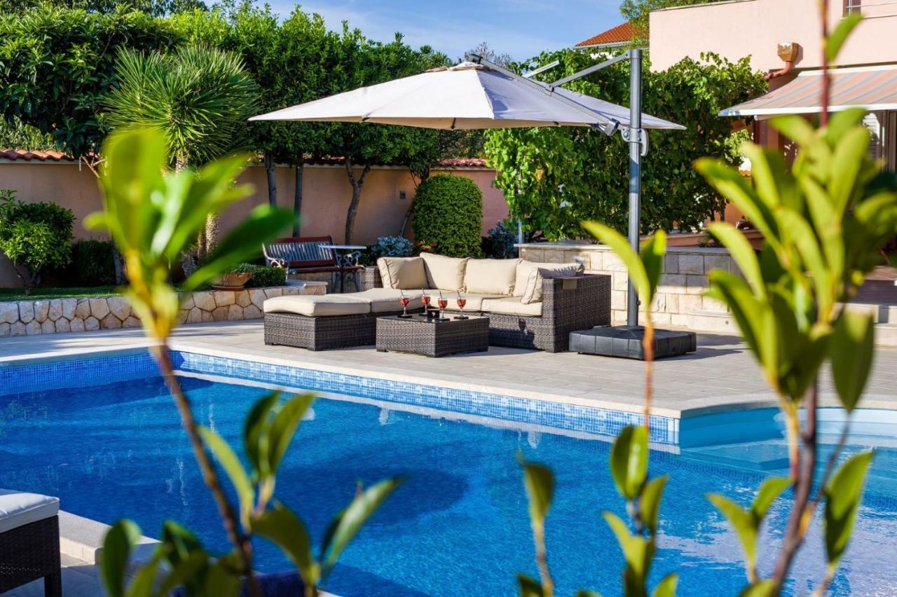 Navis Luxury Villa Vodice Esterno foto