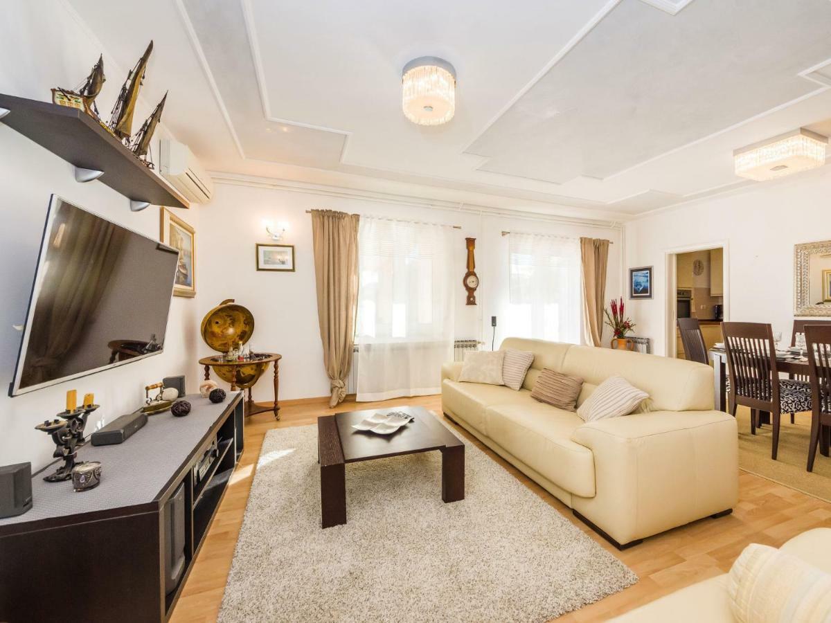 Navis Luxury Villa Vodice Esterno foto